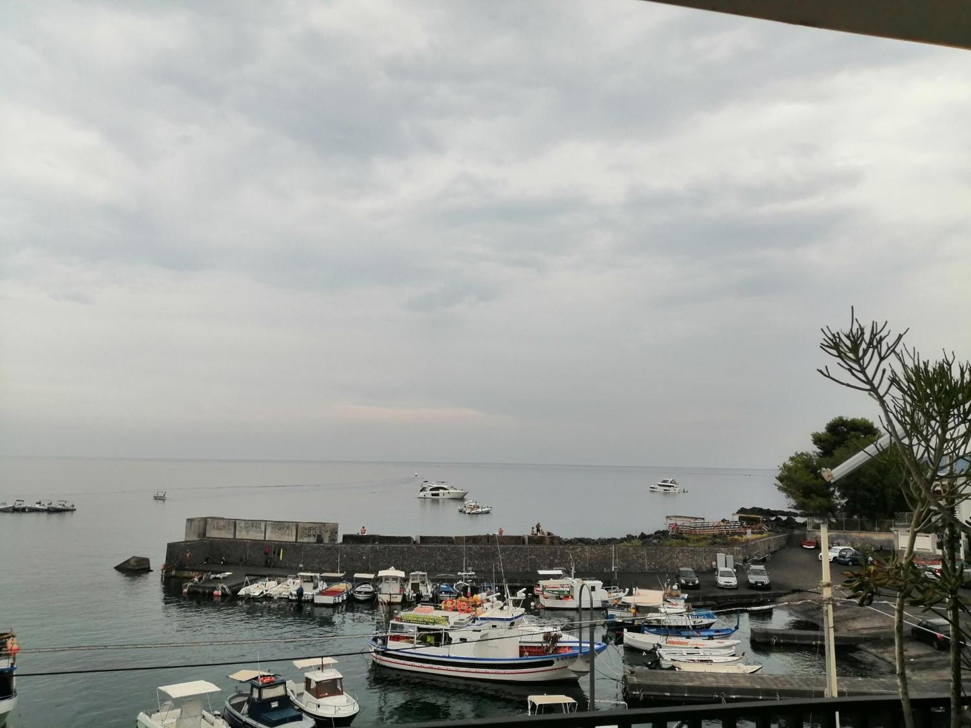 Acirealevacanze - Romantica Camera Sul Mare Exterior photo